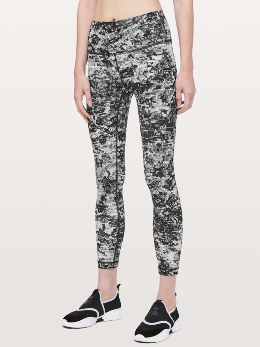 LULULEMON Masked Lace Starlight Black Wunder Under High-Rise Tight 25" Size‎ 8